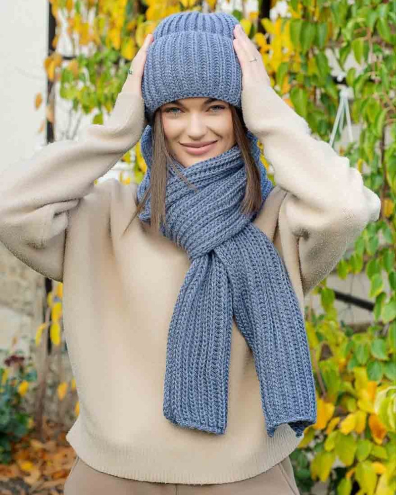 Жіночий шарф